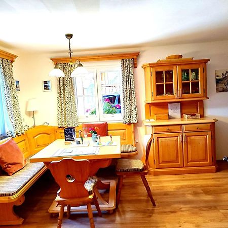 Ferienwohnung Grundlsee, Willkommen In Mami'S Ferienwohnung Extérieur photo